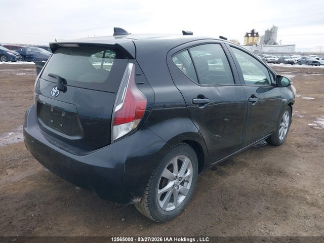 JTDKDTB31G1127625 Toyota PRIUS C