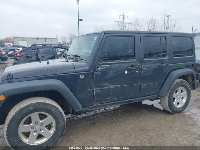 1C4BJWDGXGL268756 Jeep Wrangler Unlimited Sport