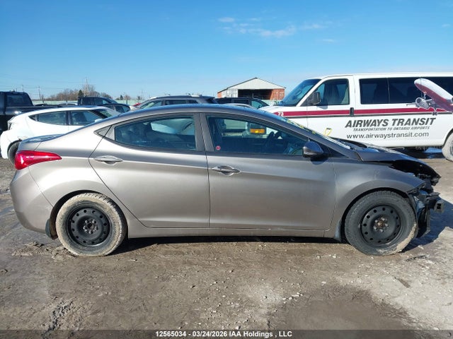 Продажа на аукционе авто 2013 Hyundai Elantra Gls/limited, vin: 5NPDH4AE6DH358286, номер лота: 12565034