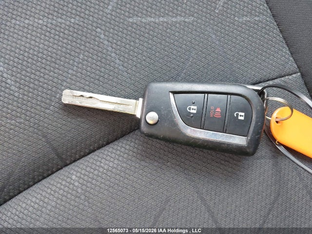 12565073 :رقم المزاد ، 2T3B1RFV7MC216864 vin ، 2021 Toyota Rav4 Le مزاد بيع