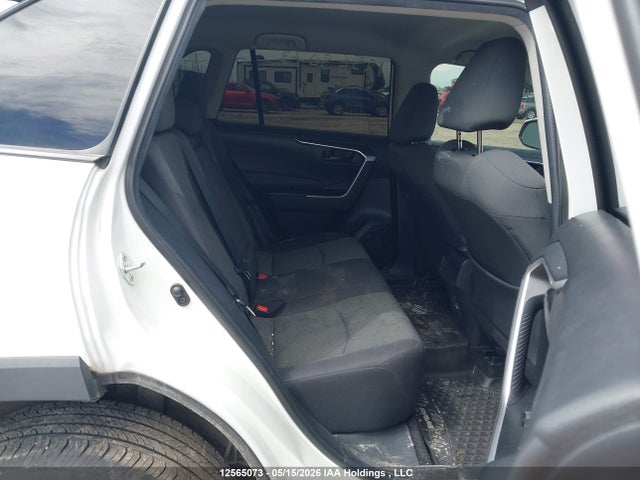 12565073 :رقم المزاد ، 2T3B1RFV7MC216864 vin ، 2021 Toyota Rav4 Le مزاد بيع