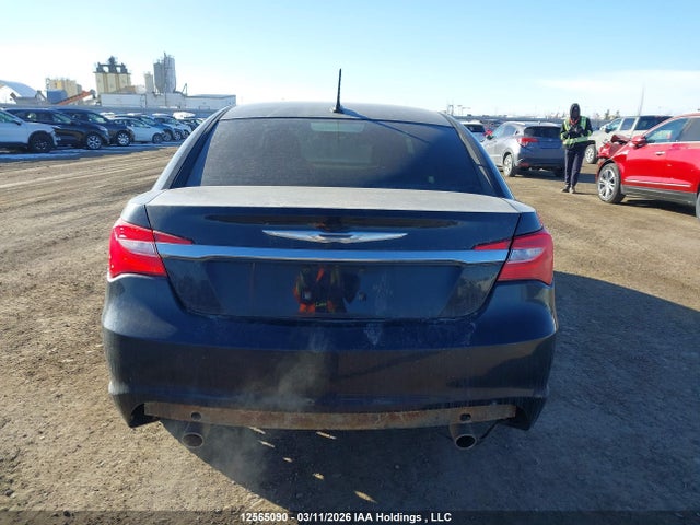 12565090 :رقم المزاد ، 1C3CCBCG8DN673477 vin ، 2013 Chrysler 200 Limited مزاد بيع