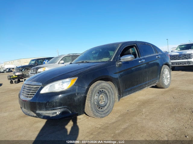 12565090 :رقم المزاد ، 1C3CCBCG8DN673477 vin ، 2013 Chrysler 200 Limited مزاد بيع