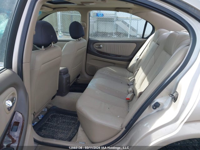 12565136 :رقم المزاد ، JN1CA31A5YT223277 vin ، 2000 Nissan Maxima Gle/gxe/se مزاد بيع