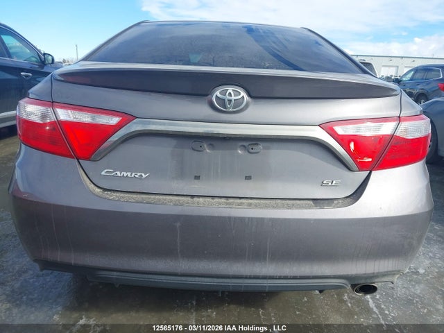 4T1BF1FK1HU405290 Toyota Camry