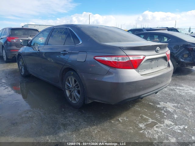 4T1BF1FK1HU405290 Toyota Camry