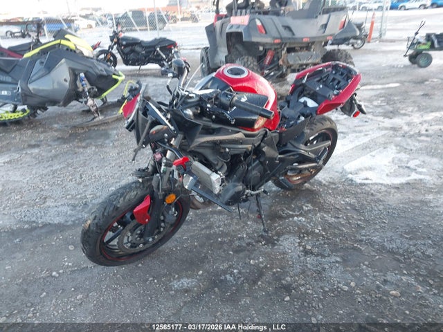 Kawasaki Ex650 F 2016 JKAEXEF18GDA27848 Image 2