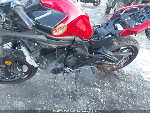 Kawasaki Ex650 F 2016 JKAEXEF18GDA27848 Image 9