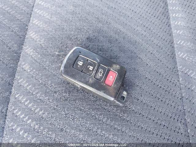 12565181 :رقم المزاد ، 4T1BD1FK5HU219256 vin ، 2017 Toyota Camry Hybrid/le/xle/se مزاد بيع