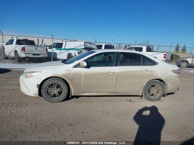 12565181 :رقم المزاد ، 4T1BD1FK5HU219256 vin ، 2017 Toyota Camry Hybrid/le/xle/se مزاد بيع