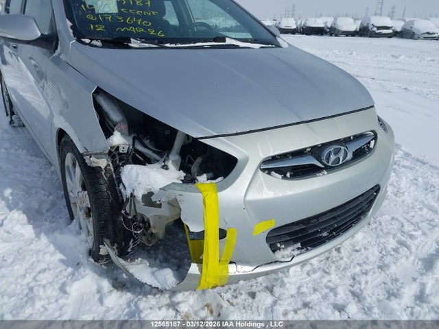 KMHCU5AE4EU173640 Hyundai Accent Gls/se