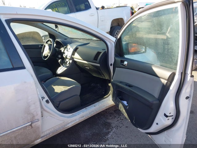 2011 Nissan Sentra 2.0s მანქანა იყიდება აუქციონზე, vin: 3N1AB6AP3BL631444, აუქციონის ნომერი: 12565212