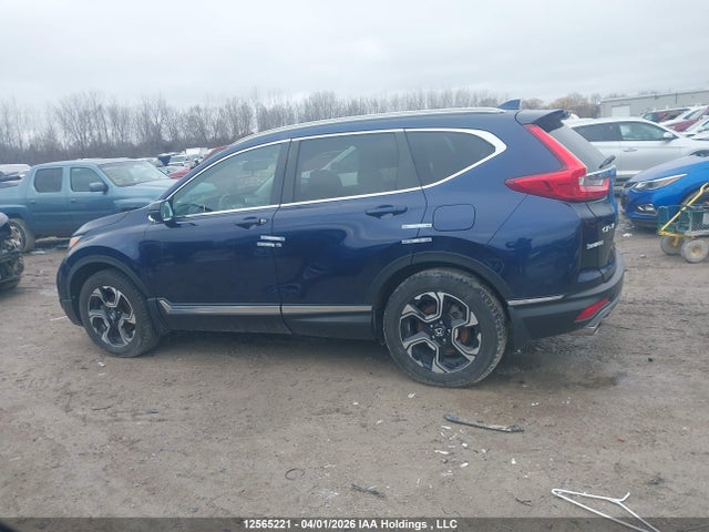 2017 Honda Cr-v Touring მანქანა იყიდება აუქციონზე, vin: 2HKRW2H92HH115637, აუქციონის ნომერი: 12565221