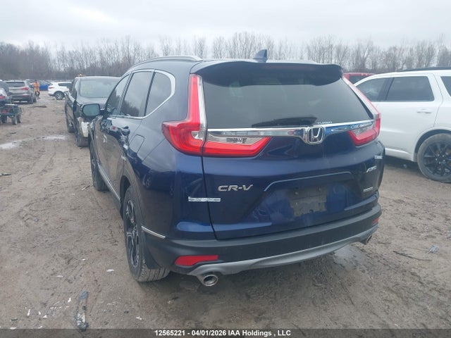 2017 Honda Cr-v Touring მანქანა იყიდება აუქციონზე, vin: 2HKRW2H92HH115637, აუქციონის ნომერი: 12565221