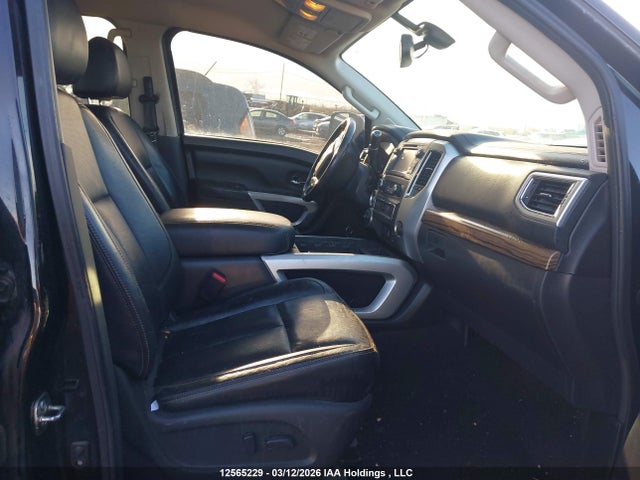 2016 Nissan Titan Xd Sl/pro-4x/plat Reserve მანქანა იყიდება აუქციონზე, vin: 1N6BA1F49GN509097, აუქციონის ნომერი: 12565229