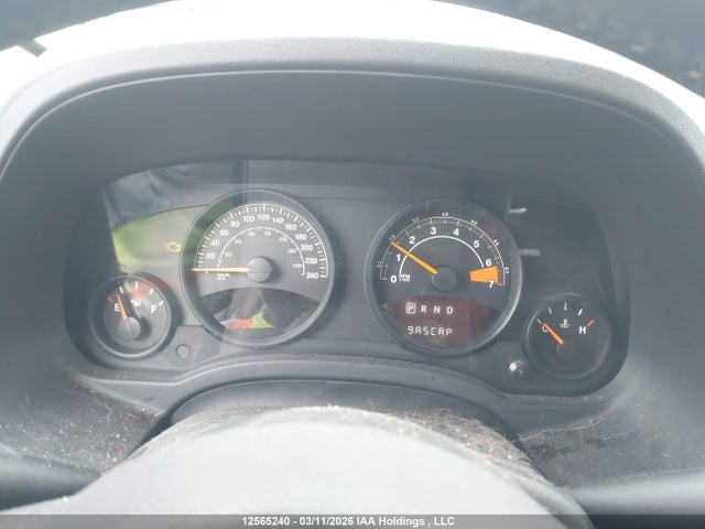 12565240 :رقم المزاد ، 1C4NJRAB1FD383097 vin ، 2015 Jeep Patriot Sport/north مزاد بيع