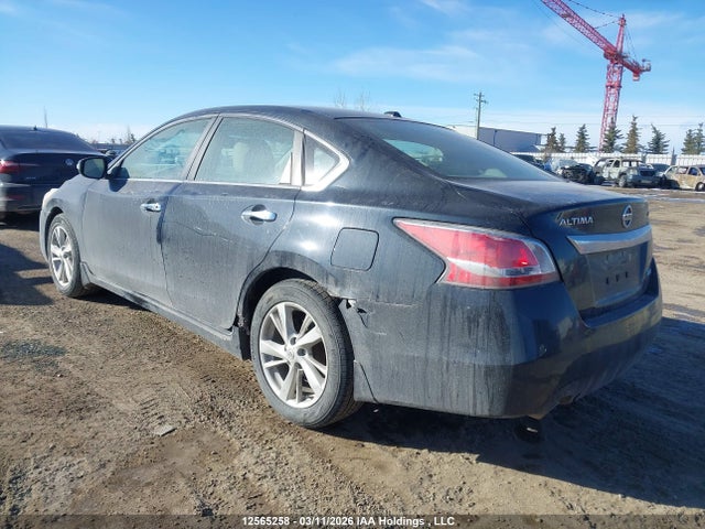 2014 Nissan Altima 2.5/s/sv/sl მანქანა იყიდება აუქციონზე, vin: 1N4AL3AP0EN358286, აუქციონის ნომერი: 12565258