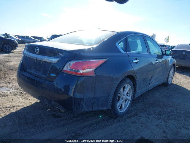2014 Nissan Altima 2.5/s/sv/sl მანქანა იყიდება აუქციონზე, vin: 1N4AL3AP0EN358286, აუქციონის ნომერი: 12565258