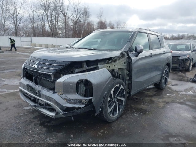 JA4J4UA80PZ615913 Mitsubishi Outlander Se/se Black Edition/se Technology/se Special