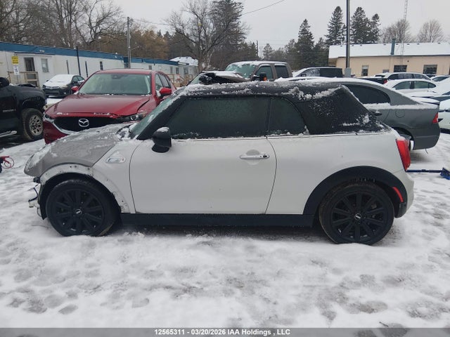 WMWWG9C56J3C82775 Mini Cooper Convertible S
