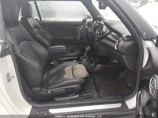 WMWWG9C56J3C82775 Mini Cooper Convertible S