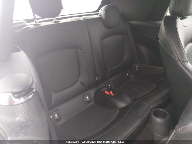 WMWWG9C56J3C82775 Mini Cooper Convertible S