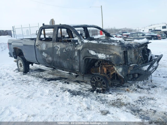 2015 Gmc Sierra 3500hd Slt მანქანა იყიდება აუქციონზე, vin: 1GT423E81FF609082, აუქციონის ნომერი: 12565312