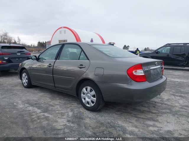 12565317 :رقم المزاد ، 4T1BE32K34U848748 vin ، 2004 Toyota Camry Le/xle/se مزاد بيع