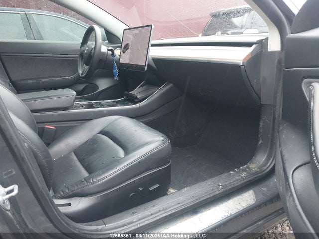 5YJ3E1EB6LF789226 Tesla MODEL 3