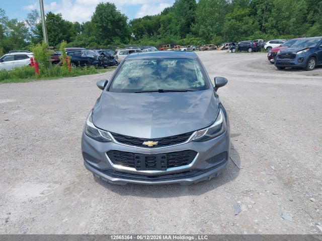 Продаж на аукціоні авто 2018 Chevrolet Cruze Lt Auto, vin: 1G1BE5SM0J7212261, номер лоту: 12565364