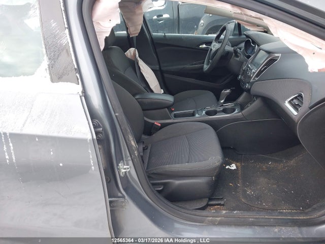 Продаж на аукціоні авто 2018 Chevrolet Cruze Lt Auto, vin: 1G1BE5SM0J7212261, номер лоту: 12565364