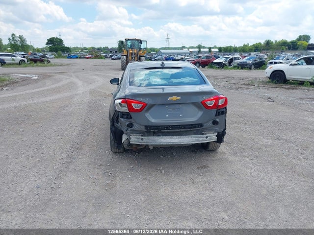 Продаж на аукціоні авто 2018 Chevrolet Cruze Lt Auto, vin: 1G1BE5SM0J7212261, номер лоту: 12565364