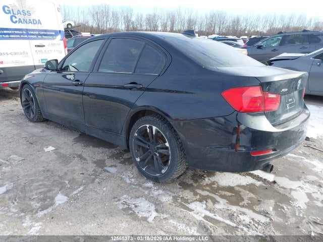 WBA3C3G5XFNT52728 BMW 320i Xdrive