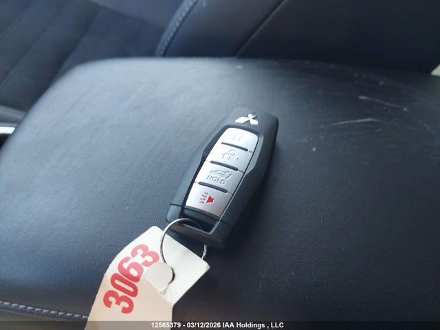 JA4J4UA80NZ613995 Mitsubishi Outlander