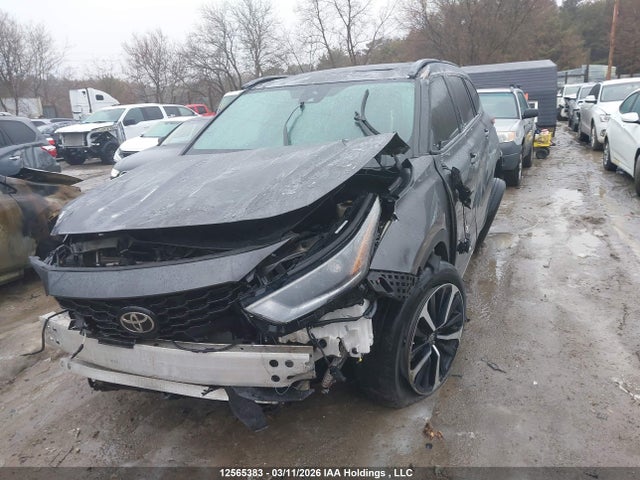 5TDLZRBH9NS164636 Toyota Highlander Xse