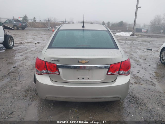 12565416 :رقم المزاد ، 1G1PL5SH0D7216913 vin ، 2013 Chevrolet Cruze Ls مزاد بيع