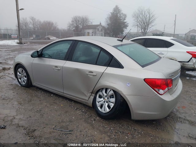 12565416 :رقم المزاد ، 1G1PL5SH0D7216913 vin ، 2013 Chevrolet Cruze Ls مزاد بيع