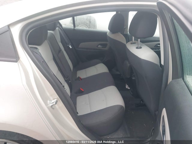 12565416 :رقم المزاد ، 1G1PL5SH0D7216913 vin ، 2013 Chevrolet Cruze Ls مزاد بيع