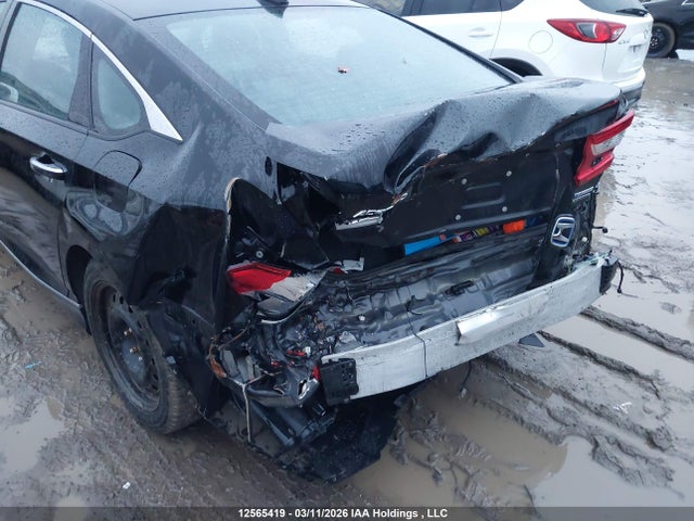1HGCV3F98NA800425 Honda Accord Touring Hybrid