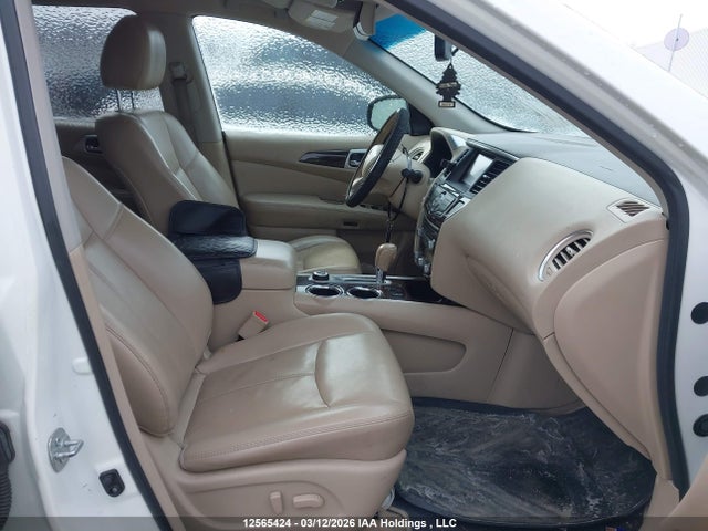 5N1AR2MM8FC606667 Nissan Pathfinder