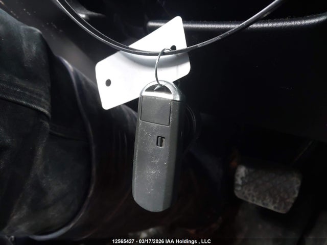 JM1BM1W37E1129844 Mazda Mazda3 Gt-sky