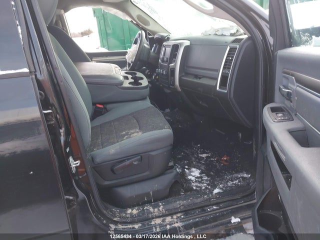 12565434 :رقم المزاد ، 1C6RR7LT1HS706624 vin ، 2017 Ram 1500 Slt مزاد بيع