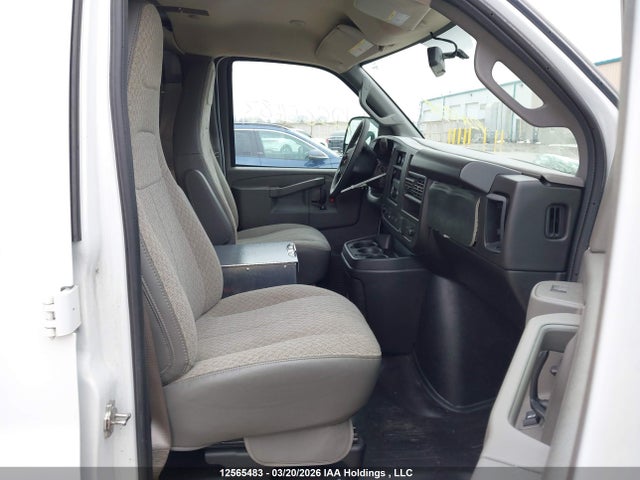 Продаж на аукціоні авто 2024 Chevrolet Express G2500, vin: 1GCWGAF75R1119976, номер лоту: 12565483