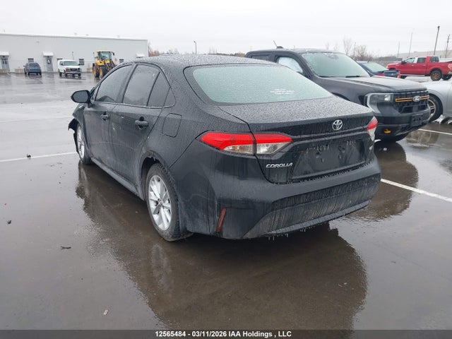 12565484 :رقم المزاد ، 5YFBPMBE9NP365584 vin ، 2022 Toyota Corolla Le مزاد بيع