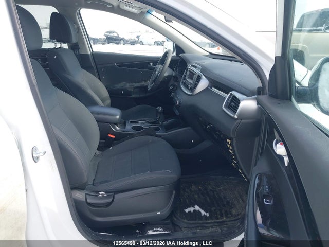 12565490 :رقم المزاد ، 5XYPGDA34HG317019 vin ، 2017 Kia Sorento Lx/l مزاد بيع