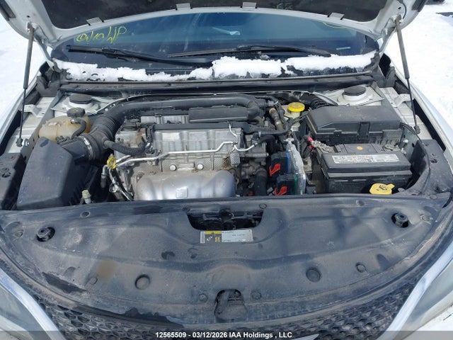 Продажа на аукционе авто 2015 Chrysler 200, vin: 1C3CCCFB6FN667055, номер лота: 12565509
