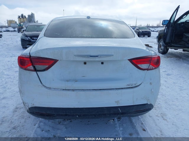 Продажа на аукционе авто 2015 Chrysler 200, vin: 1C3CCCFB6FN667055, номер лота: 12565509