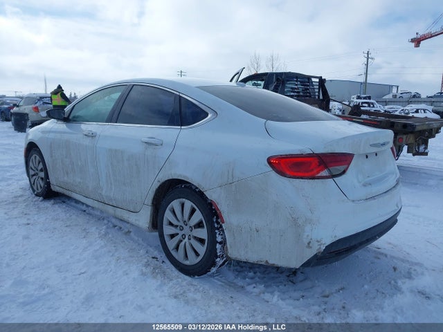 Продажа на аукционе авто 2015 Chrysler 200, vin: 1C3CCCFB6FN667055, номер лота: 12565509