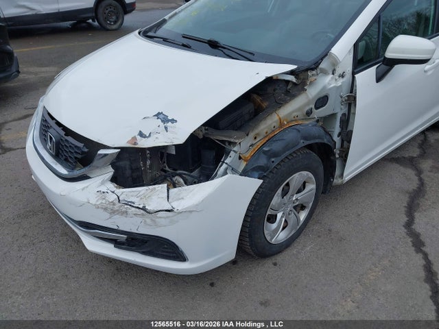 Продажа на аукционе авто 2015 Honda Civic Lx, vin: 2HGFB2F45FH016842, номер лота: 12565516