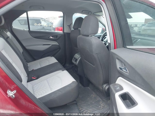 2GNAXSEV5J6177241 Chevrolet EQUINOX 1LT